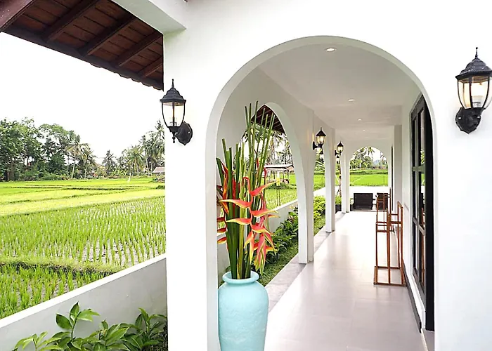 Lalita Living Villa *